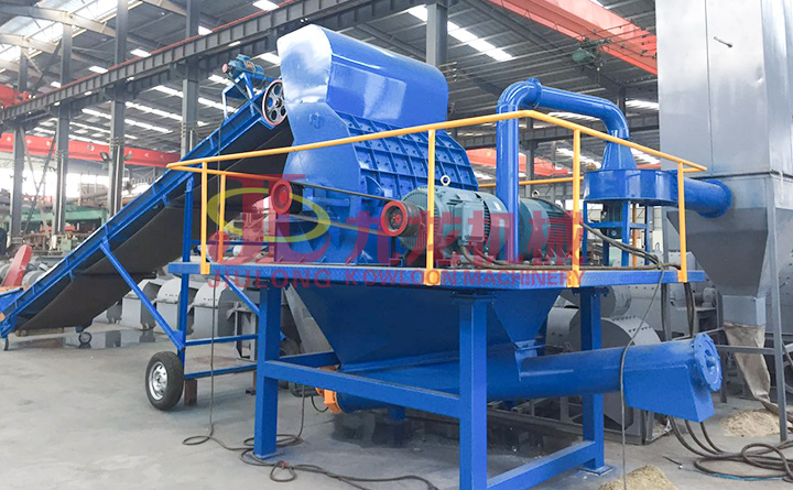 大型木材粉碎機(jī)